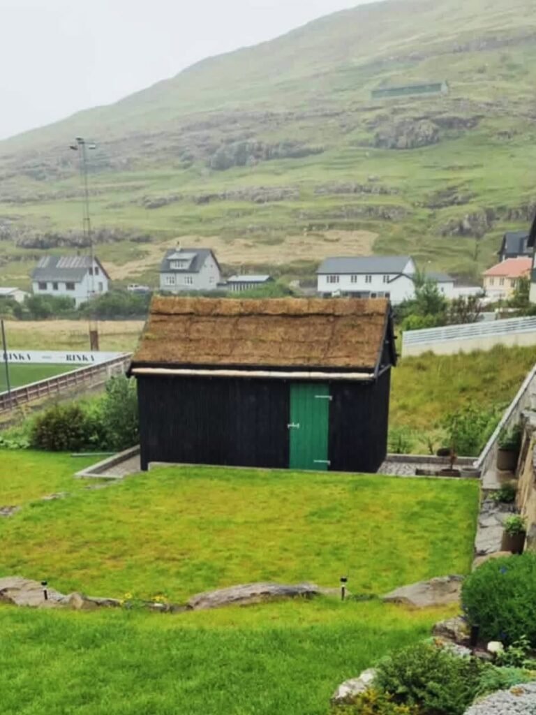 Hjallur við eigarans egna dámi (mynd 2)